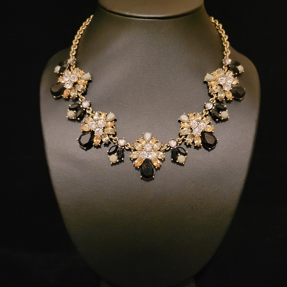 Jewelry - Estate Rhinestone & Lucite Necklace